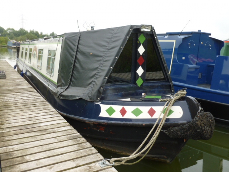 Dangle Berry 45ft Narrowboat by Dave Clarke has been sold by New