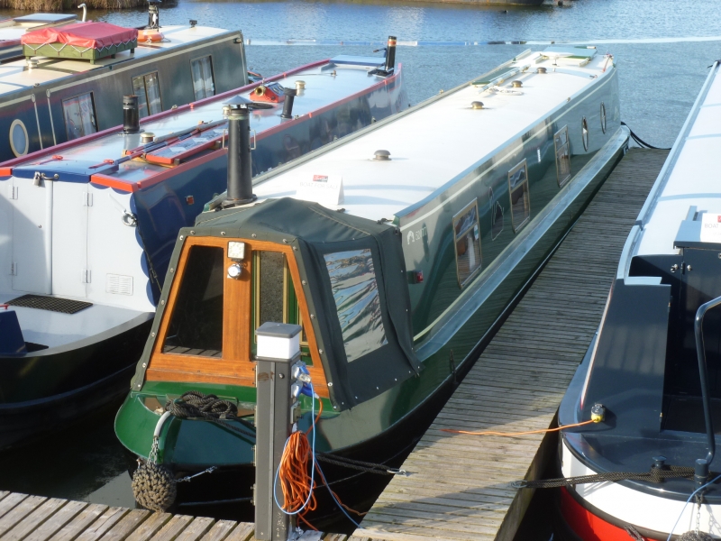 J.D Boatbuilders Black Swan Narrowbeam