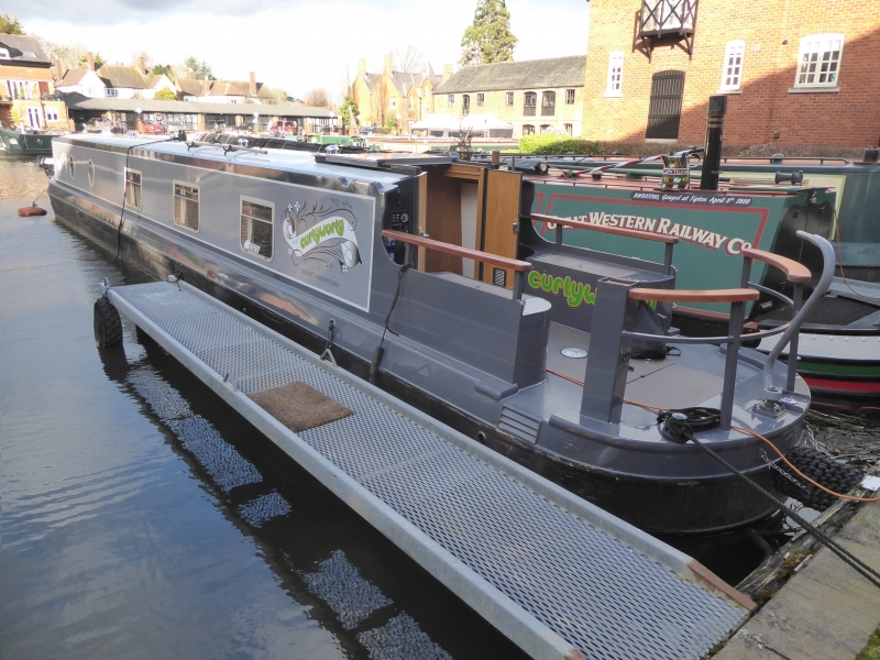 Ovation Boat Services / Collingwood Curly Wurly Narrowbeam