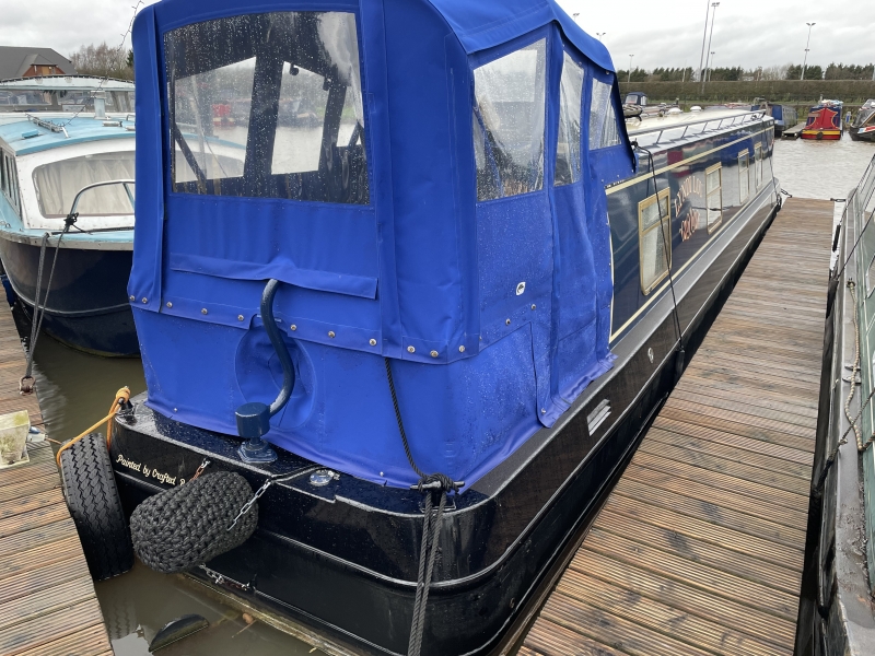 H.K. Marine Lyndi Lou Narrowbeam