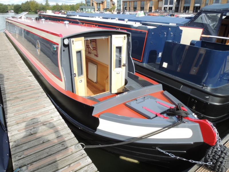 X R&D/Andy Dence Narrowboats New Swift Class 17 Narrowbeam