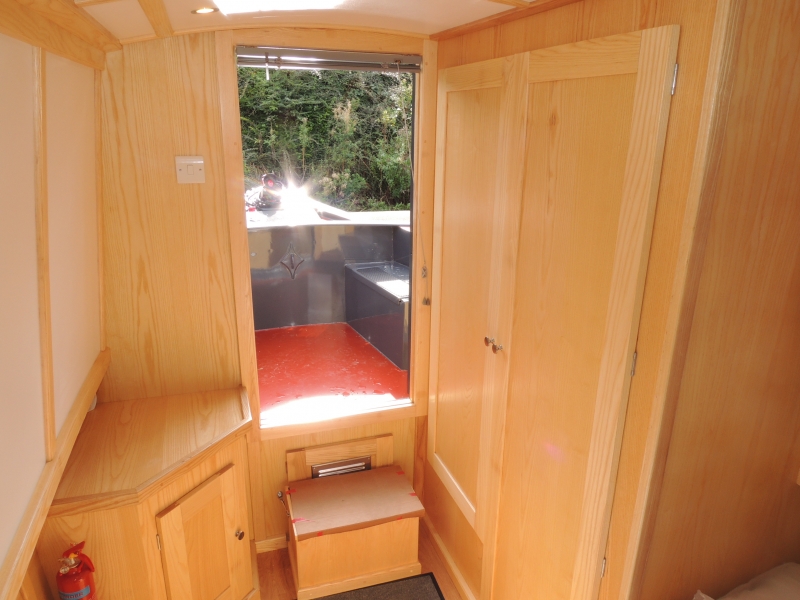 X R&D/Andy Dence Narrowboats Narrowbeam New Swift Class 17 gallery 7