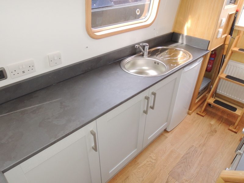 X R&D/Andy Dence Narrowboats Narrowbeam New Swift Class 17 gallery 10