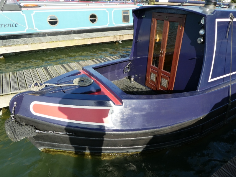 Lambon/NSM narrowboats Fitout Narrowbeam Moody Blues gallery 18