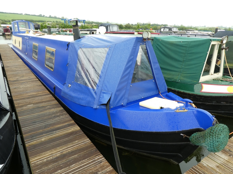 Burton Narrowboats Benji Narrowbeam