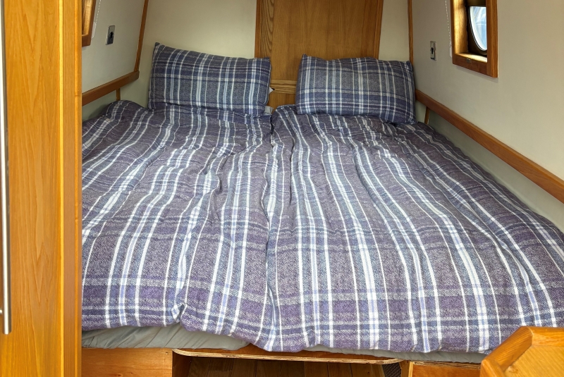 Liverpool/Ricochet Narrowboats Narrowbeam Missy Moo gallery 5
